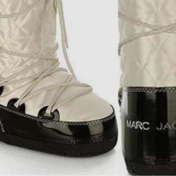 Marc Jacobs nlyon Quilted Cream and Black Winter /snow Boots - Picture 5 of 5